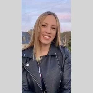 Kelly, babysitter à Rodez