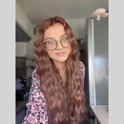 Vinciane, babysitter à Nimes