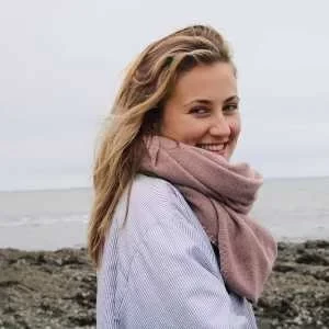 Amélie, babysitter à Verneuil sur Seine