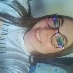 Alexane, babysitter à Angers