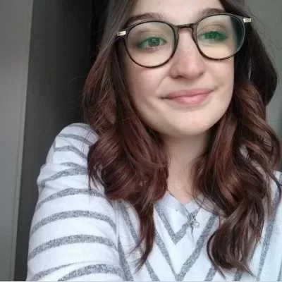 Lisa, babysitter à Guingamp