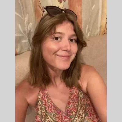 Lou, babysitter à Lille