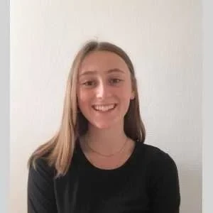 Marie, babysitter à Gradignan