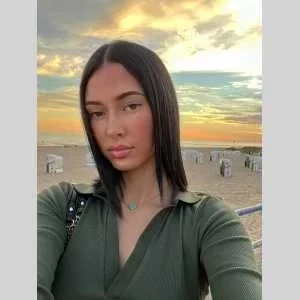 Manon, babysitter à Drancy