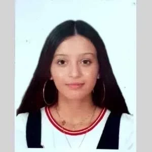 Sofya , babysitter à Romainville