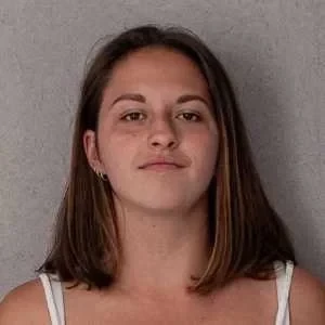 Lauriane, babysitter à Saint Thurien