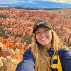 Maeva, babysitter à Frouzins