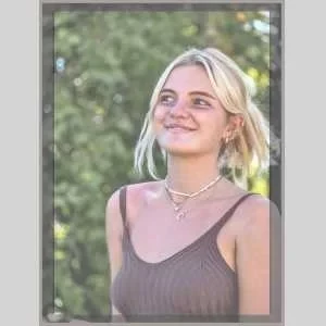 Victoria, babysitter à Besancon