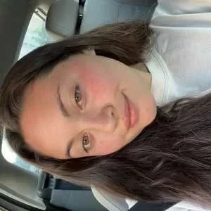 Stella, babysitter à Varennes sur Seine