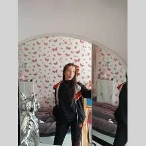 Prisillia , babysitter à Saint Nazaire