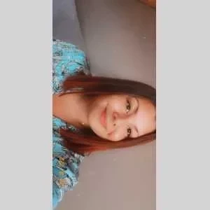 Laury , babysitter à Boeschepe