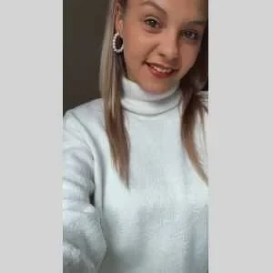 Lydie, babysitter à Plaintel