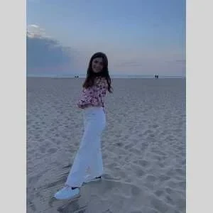 Louba, babysitter à Amiens