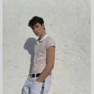 Ewen, babysitter à Villelongue d Aude