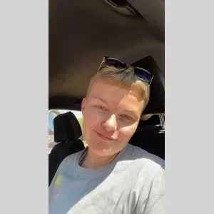 Mathilde, babysitter à Menneval