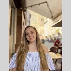 Emilie, babysitter à Schwoben