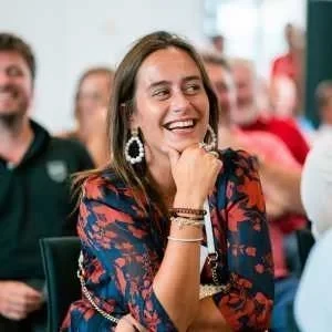 Victoria, babysitter à Paris