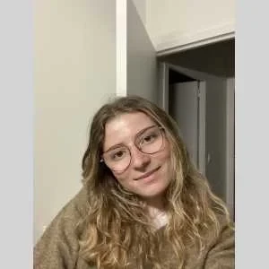 Léane, babysitter à Coulommiers