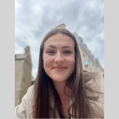 Maëlia, babysitter à Chaudon