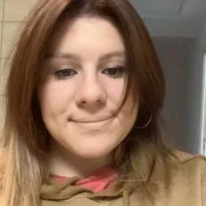 Eva, babysitter à Chatillon sur Marne