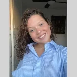 Auriane, babysitter à Egly