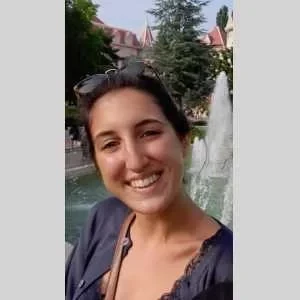 Laurine, babysitter à La Roche de Rame