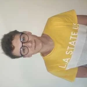 Julien, babysitter à Crazannes