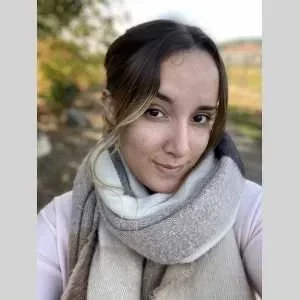 Silvia, babysitter à Aiguillon