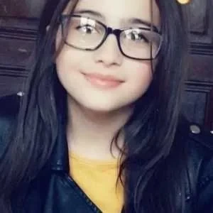 Océane , babysitter à Bussac