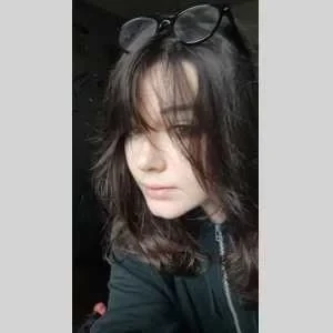 Margot , babysitter à Rosny sous Bois