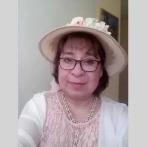 Noemi, babysitter à Le Kremlin Bicetre