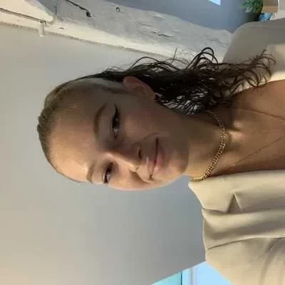 Elina, babysitter à Tancrou