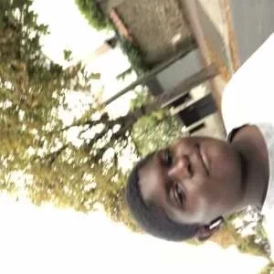 Moussa, babysitter à Saint Maur des Fosses