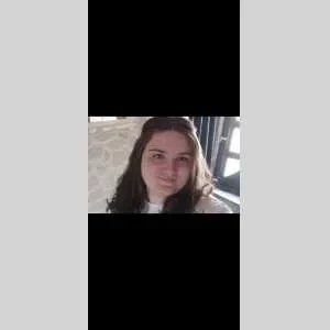 Clara, babysitter à Auchy les Mines