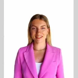 Lola, babysitter à Saint Remimont