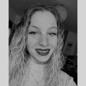 Morgane , babysitter à Le Mee sur Seine