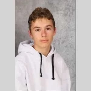 Nathan, babysitter à Chateau l Hermitage