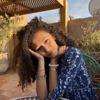 Iliana, babysitter à Tours