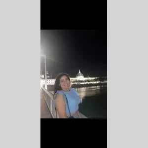 Syreen, babysitter à Beaumont les Valence