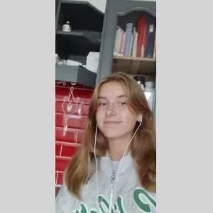 Camille , babysitter à Garancieres