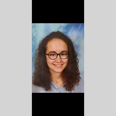 Zoé, babysitter à Mauges sur Loire