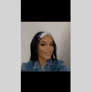 Chahra, babysitter à La Courneuve