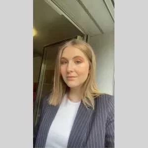 Emma, babysitter à Saint Laurent du Var