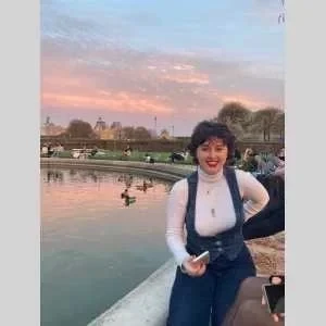 Diane, babysitter à Marseille