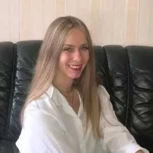 Ludivine, babysitter à Saint Georges Montcocq