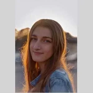 Sarah, babysitter à Auberchicourt