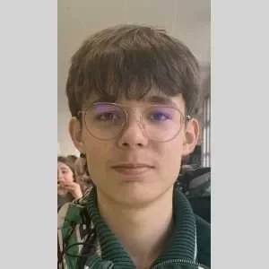 Léo, babysitter à Annesse et Beaulieu