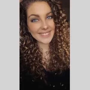 Julie, babysitter à Saint Jean de Soudain