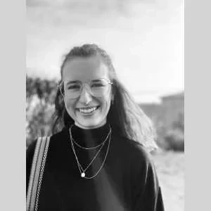 Loane, babysitter à Besancon