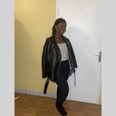 Bintou, babysitter à Argenteuil